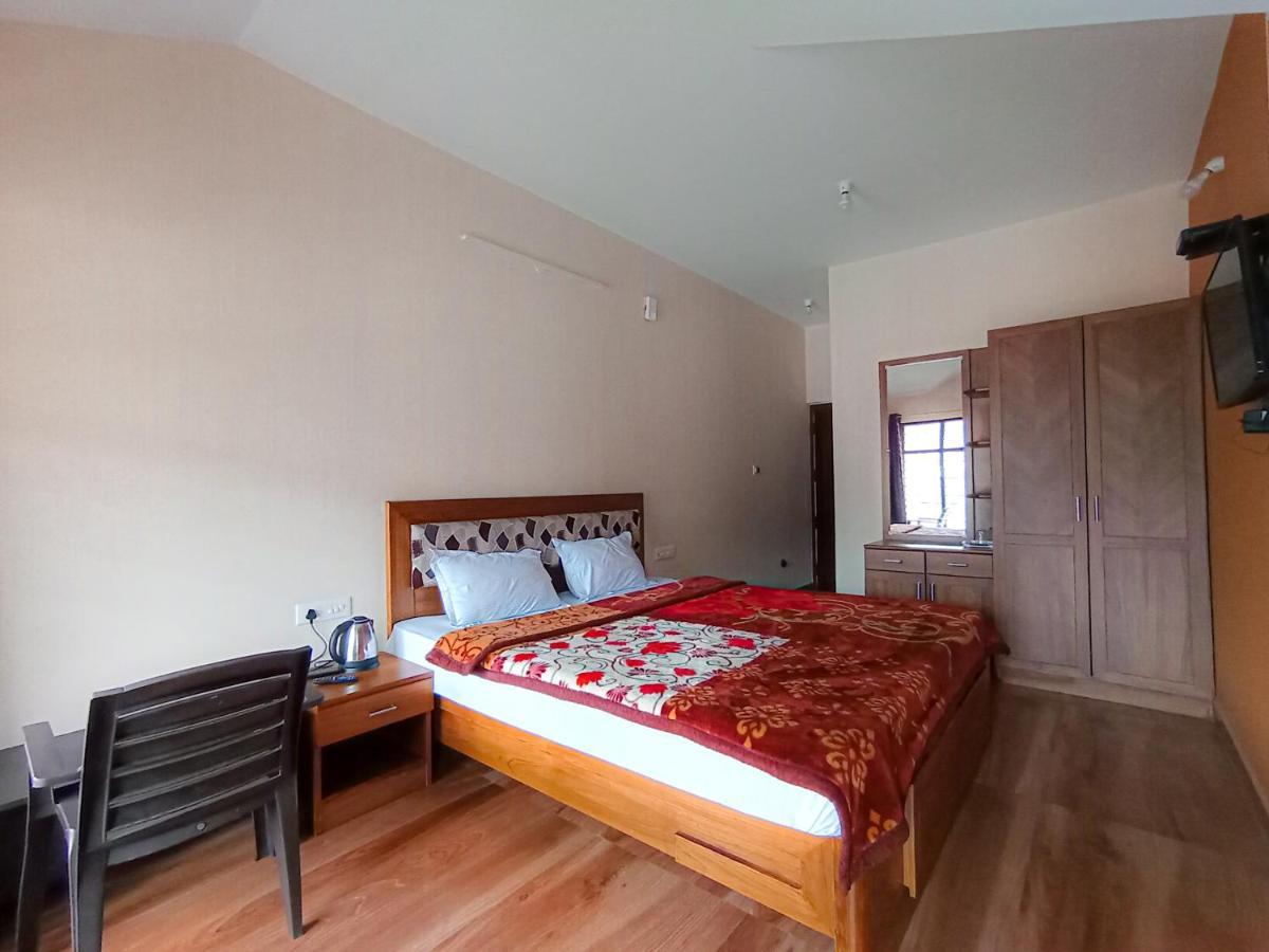 Karpagam Homestay Ooty Bagian luar foto