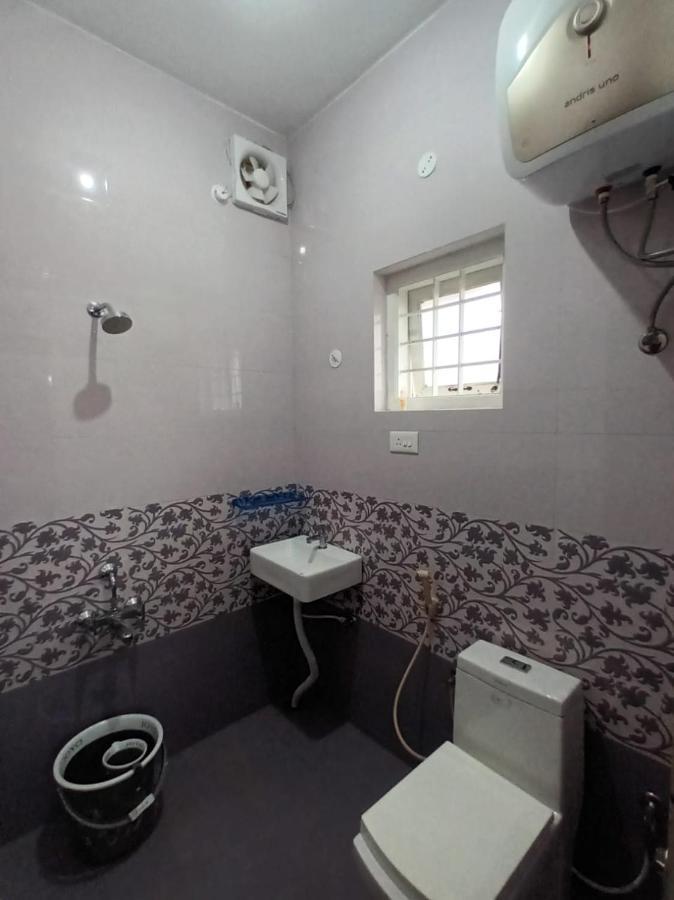 Karpagam Homestay Ooty Bagian luar foto