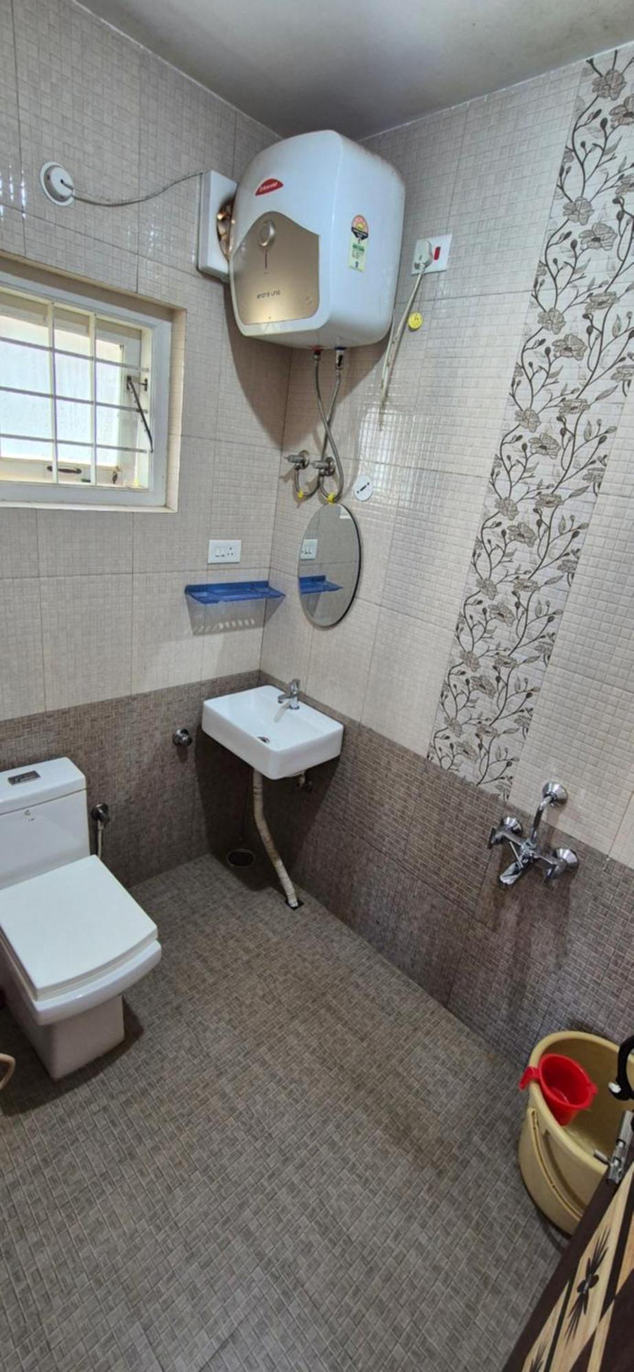 Karpagam Homestay Ooty Bagian luar foto